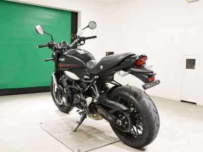 Kawasaki Z900RS 2023
