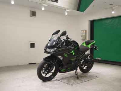 Kawasaki Ninja 400 2023