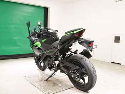 Kawasaki Ninja 400 2023