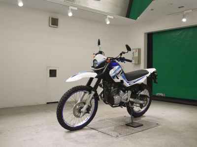Yamaha XT250 Serow 2018