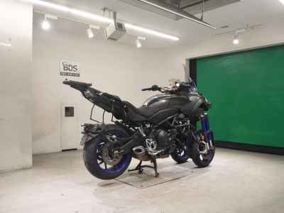Yamaha Niken 2019