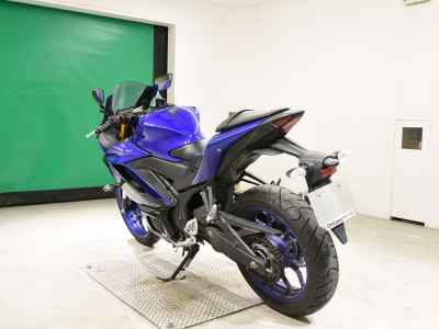 Yamaha YZF-R25 2019