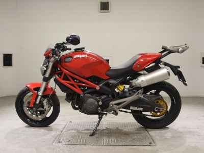 Ducati Monster 696 2009