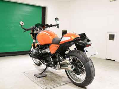 BMW R nineT 2025