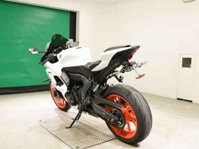 Yamaha YZF-R7 2023