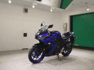 Yamaha YZF-R25 2018