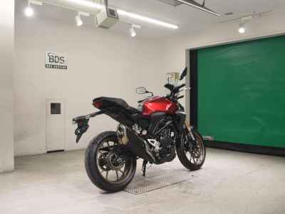Honda CB250R 2019