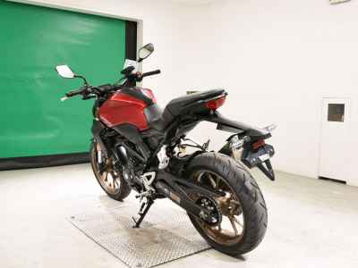 Honda CB250R 2019