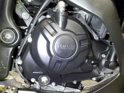 Yamaha YZF-R25 2015