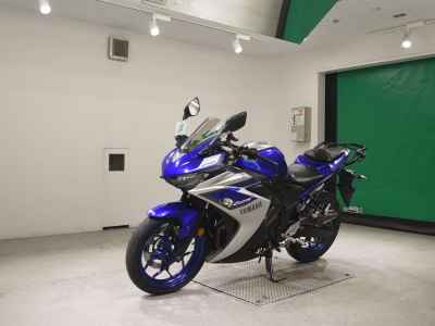 Yamaha YZF-R25 2015
