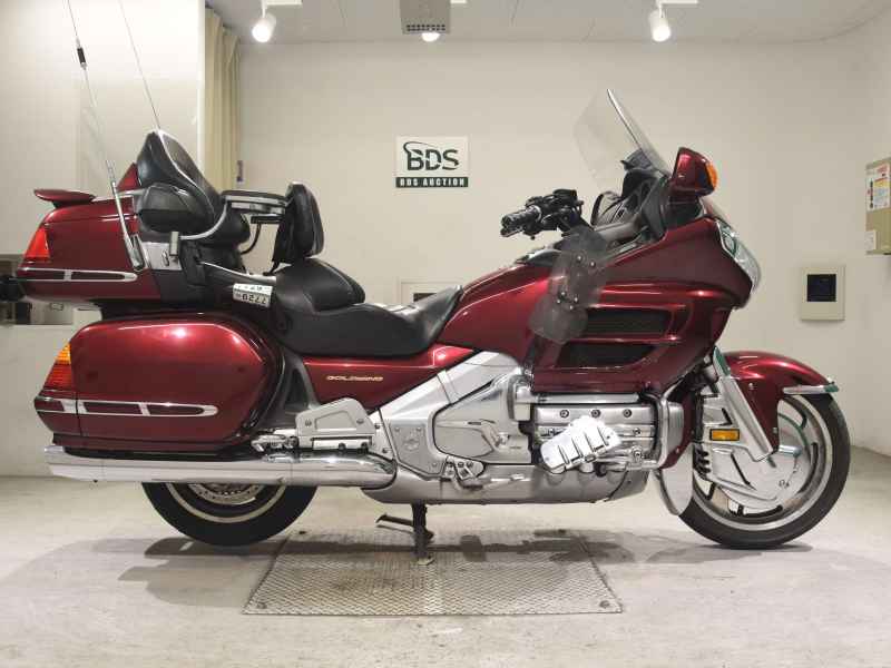 Honda GL1800 Gold Wing 2012