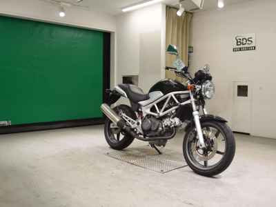 Honda VTR250 2009