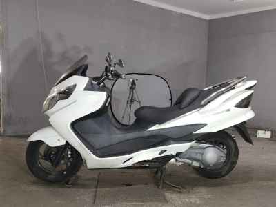 Suzuki Skywave 250S
