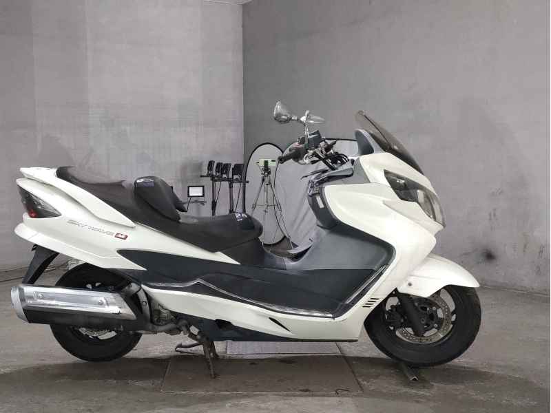 Suzuki Skywave 250M