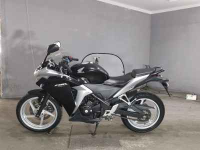 Honda CBR250R 2011