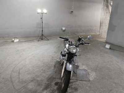 Kawasaki Estrella 2005