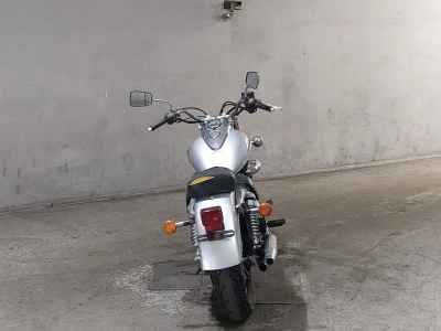 Suzuki Intruder 250LC