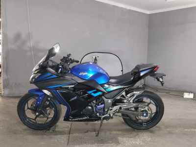 Kawasaki Ninja 250 2015