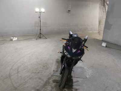Yamaha YZF-R25 2016