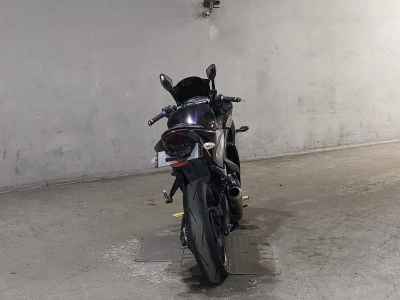 Yamaha YZF-R25 2016