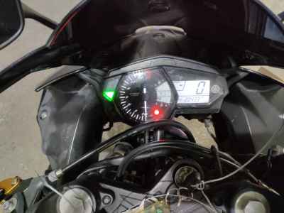 Yamaha YZF-R25 2016