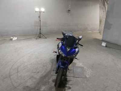 Yamaha YZF-R3 2015