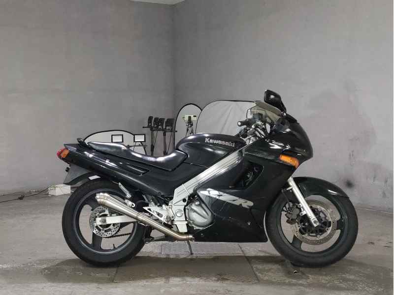 Kawasaki ZZR250 2006