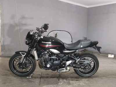 Kawasaki Z900RS 2024