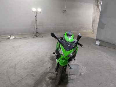 Kawasaki Ninja 400 2021