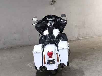 Harley-Davidson Road Glide FLTRXSE1800 2012