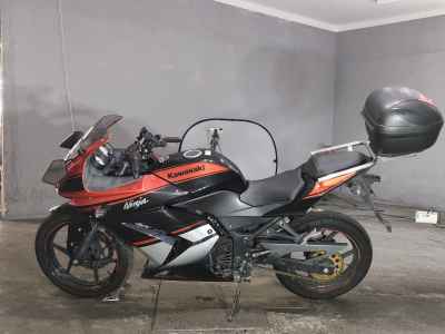Kawasaki Ninja 250R 2012