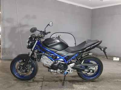 Suzuki SV650 2022