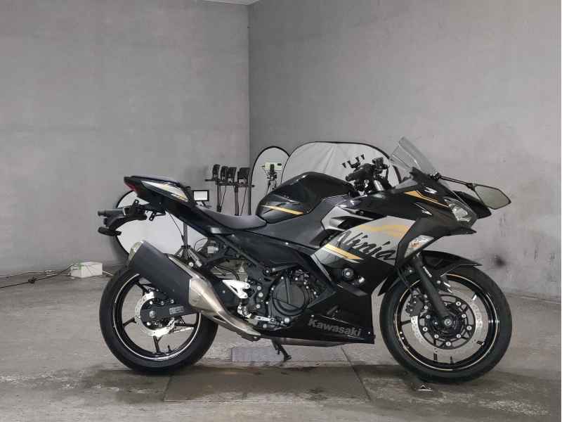 Kawasaki Ninja 400 2021
