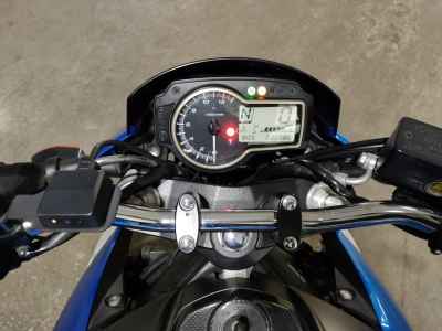 Suzuki GSR750 2013