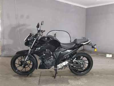 Yamaha FZ25