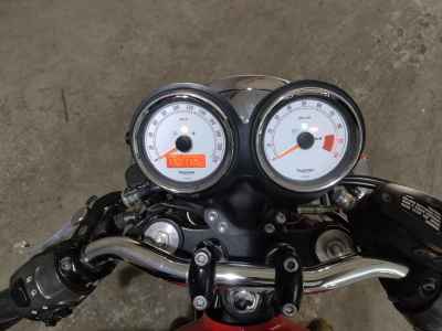 Triumph Thruxton 900 2012