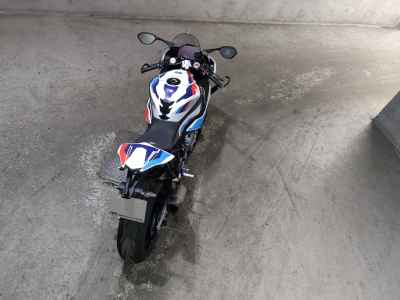 BMW M1000RR 2021