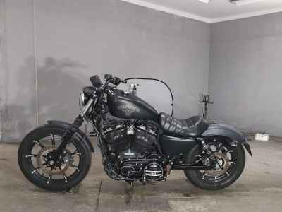 Harley-Davidson Sportster Iron XL883N 2016