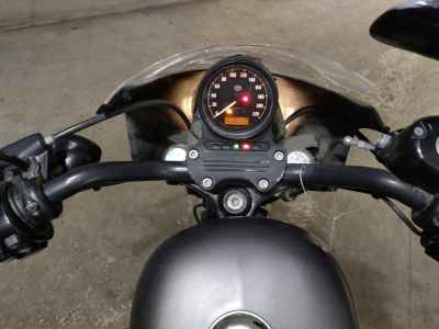 Harley-Davidson Sportster Iron XL883N 2016