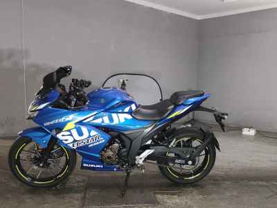 Suzuki Gixxer 250SF