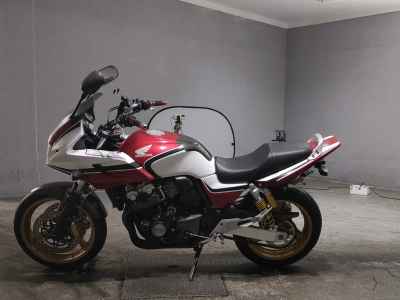 Honda CB400 Super Boldor 2008