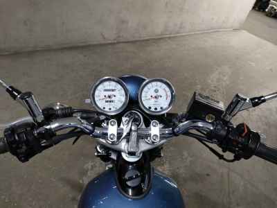 Yamaha SR400 2020