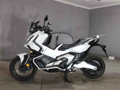 Honda X-Adv 750 2025