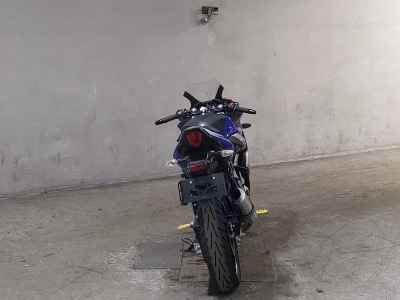 Suzuki GSX250R