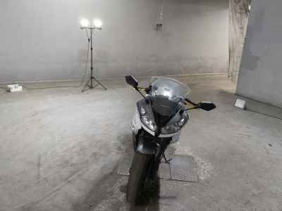 Kawasaki Ninja 400R 2014