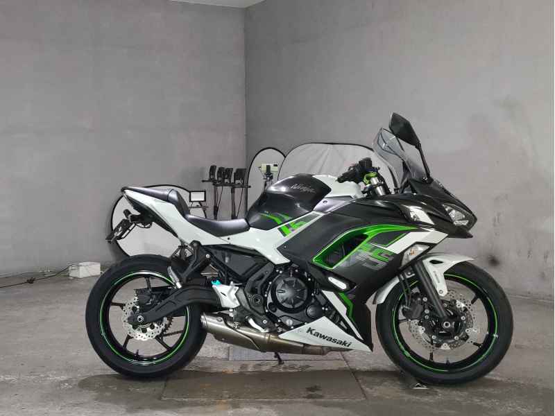 Kawasaki Ninja 650 2022
