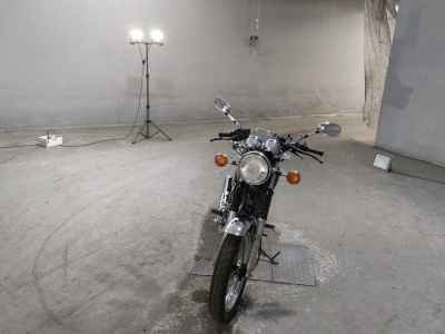Yamaha SR400 2020