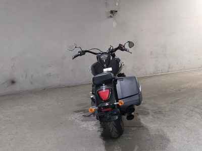 Suzuki Boulevard C90 2017