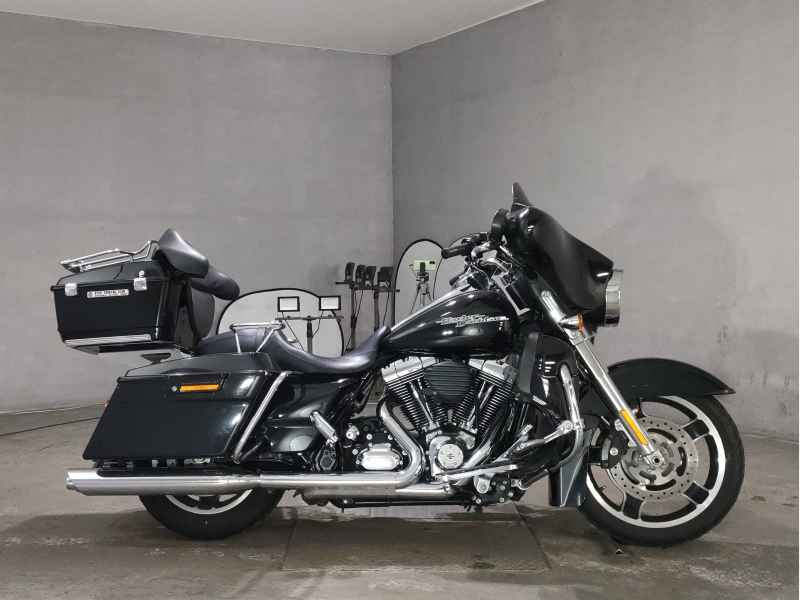 Harley-Davidson Street Glide FLHX1690 2013