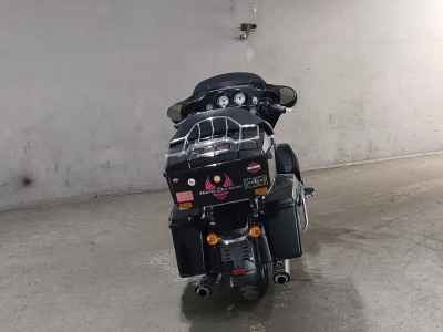 Harley-Davidson Street Glide FLHX1690 2013